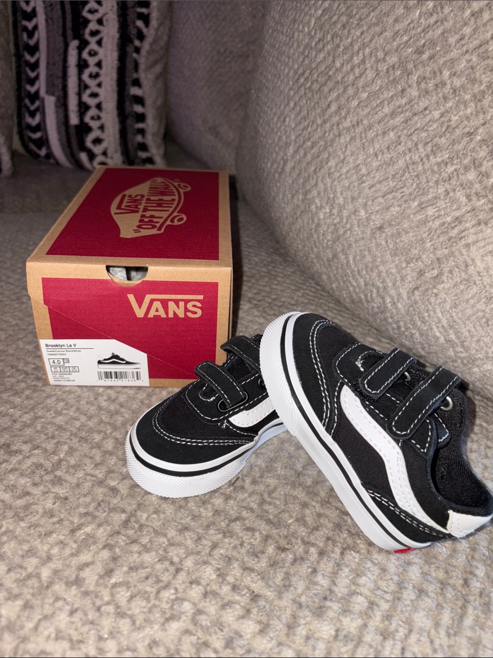 Vans Kids Black & White Hook-and-Loop Skate Sneakers